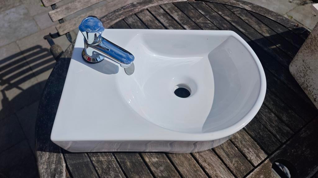 Lave-mains toilette avec Grohe
