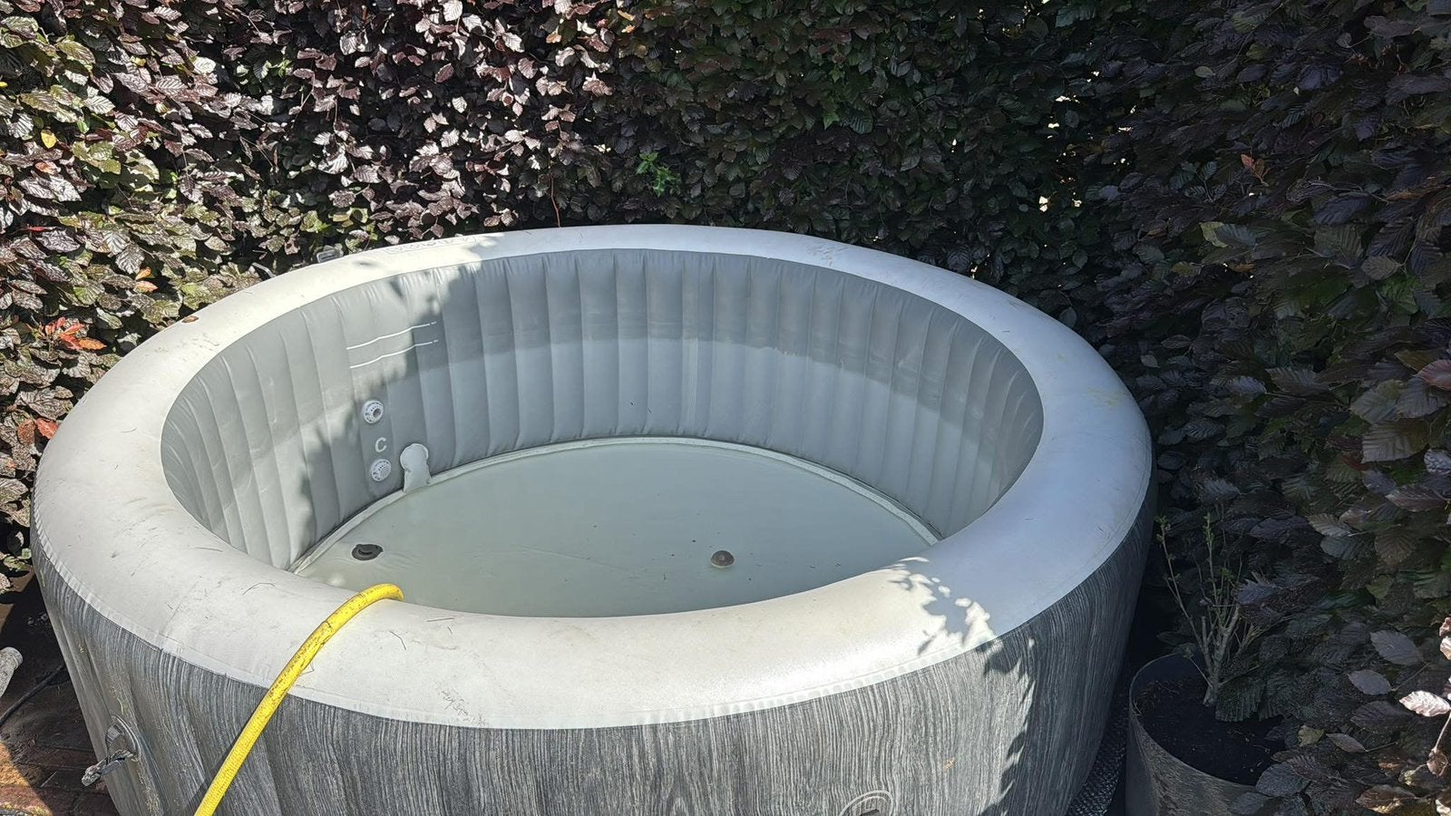 Jacuzzi intex deluxe 6personen, Enlèvement, Comme neuf