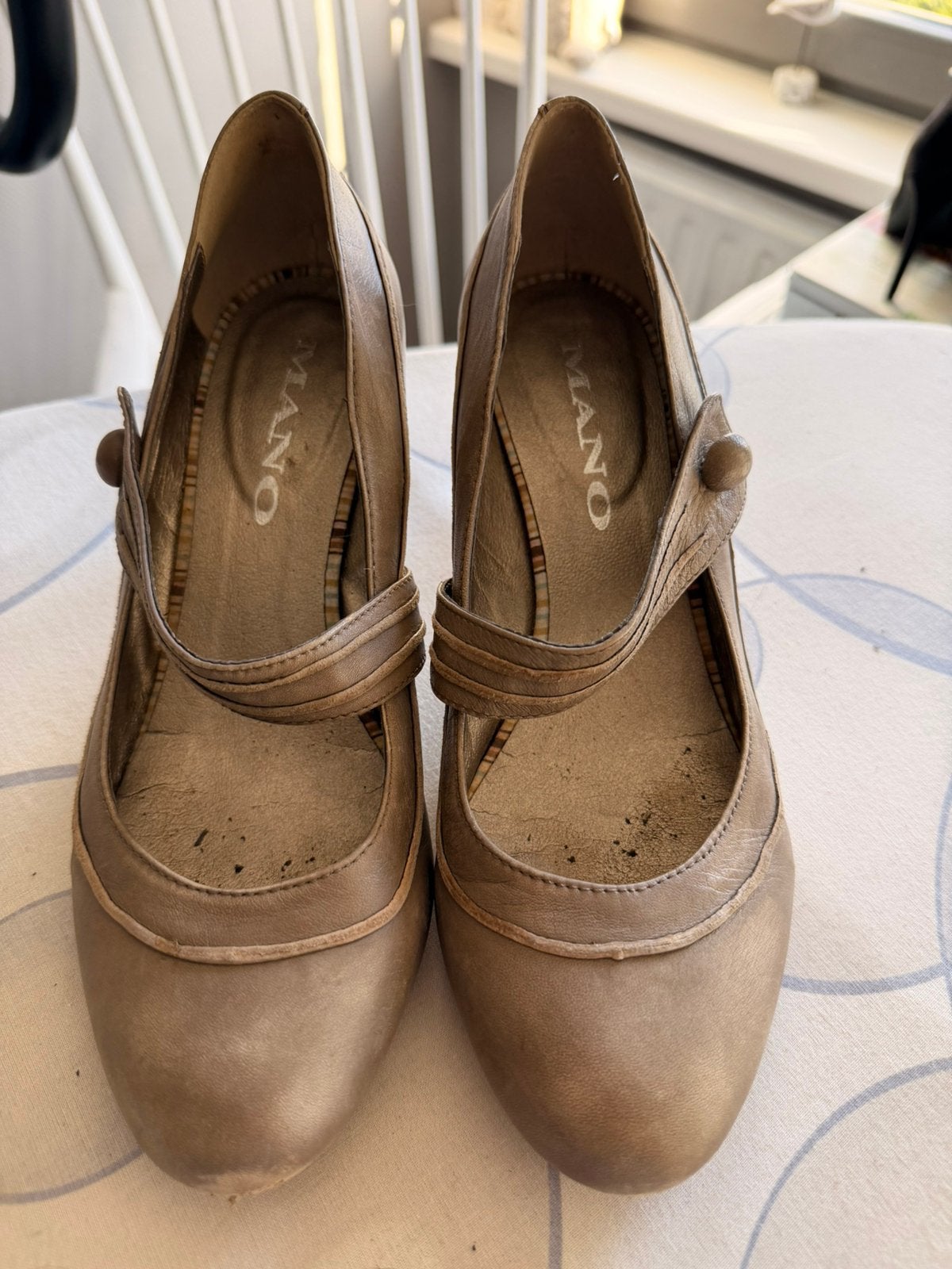 Pumps, Ophalen, Pumps, Bruin, Gedragen