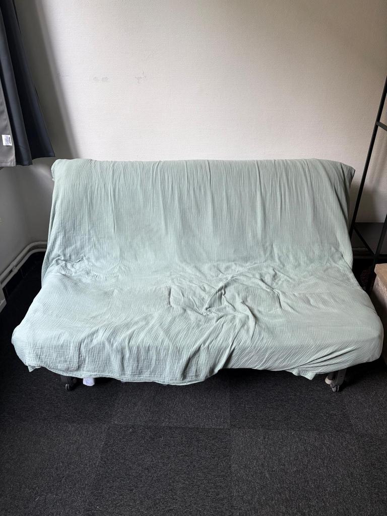 Bed en zetel/ lit canapé, Ophalen, Zo goed als nieuw