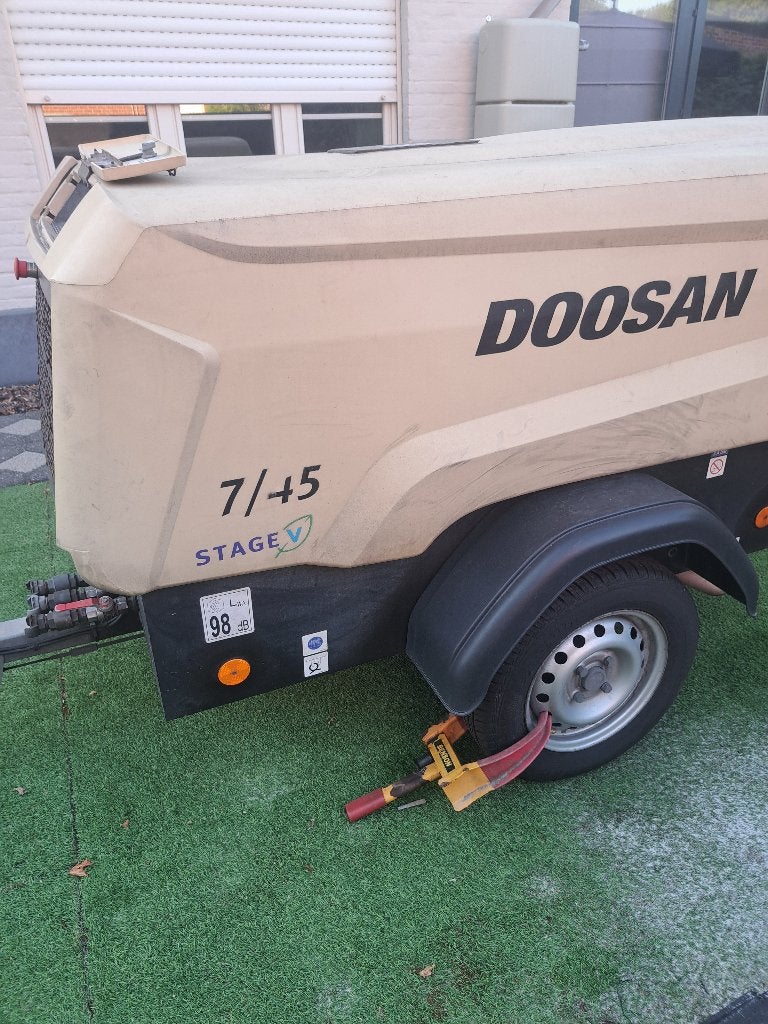 Compressor Doossan 7/45 stage v, Ophalen of Verzenden, Gebruikt, 6 tot 10 bar, Mobiel
