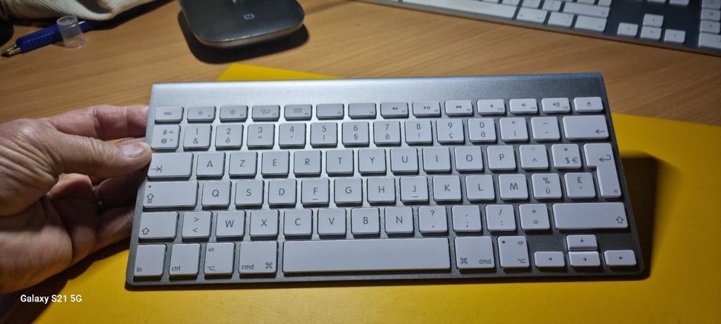 Apple AZERYY toetsenbord, Azerty