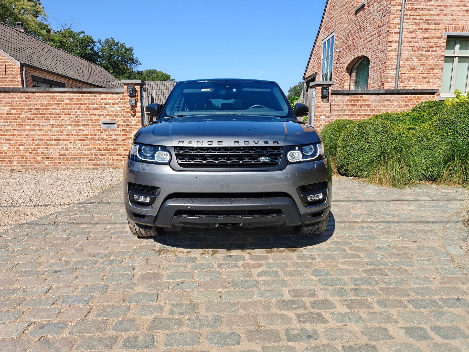 Land Rover Range Rover Sport 3.0TDV6, Auto's, Automaat, Gebruikt, Zwart, https://public.car-pass.be/vhr/1f9c70e2-2eeb-42f2-9fa7-d1b7b6a9f7a7