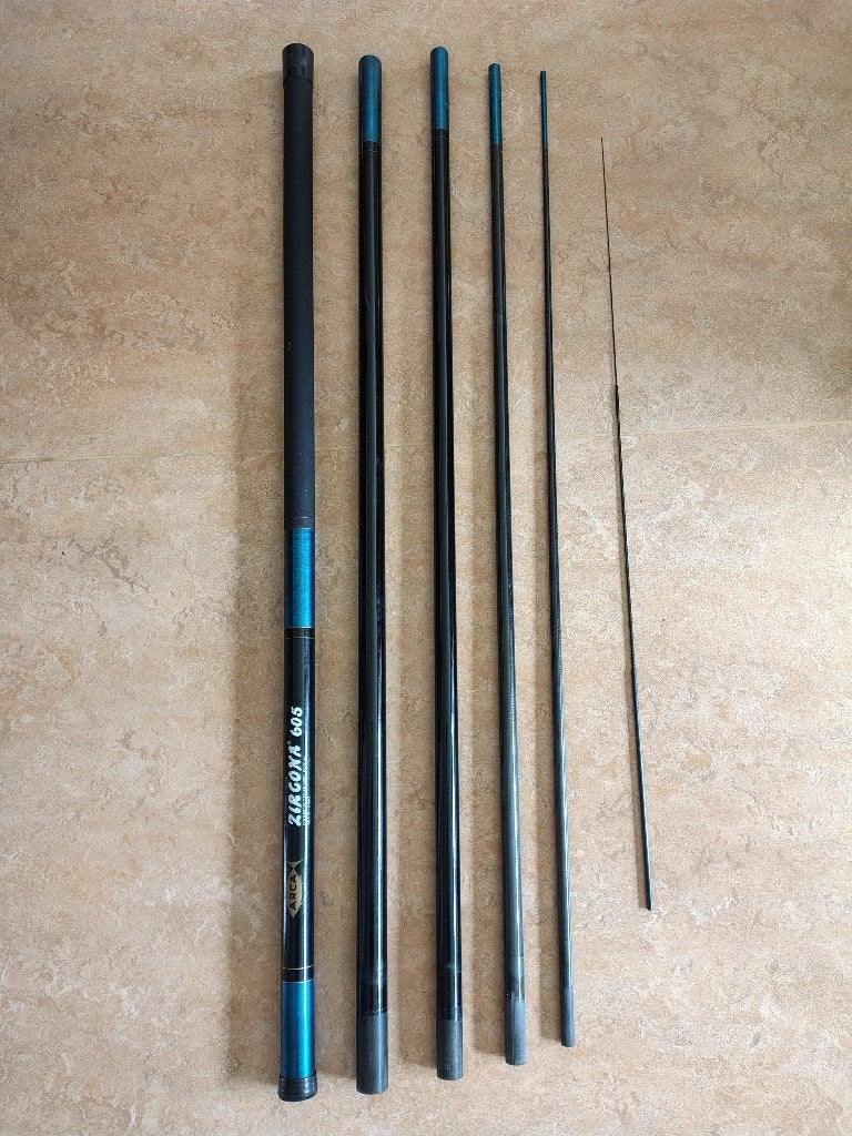 HAND HENGEL ARCA ZIRGONA 605, Watersport en Boten, Ophalen of Verzenden, Zo goed als nieuw, Vaste hengel