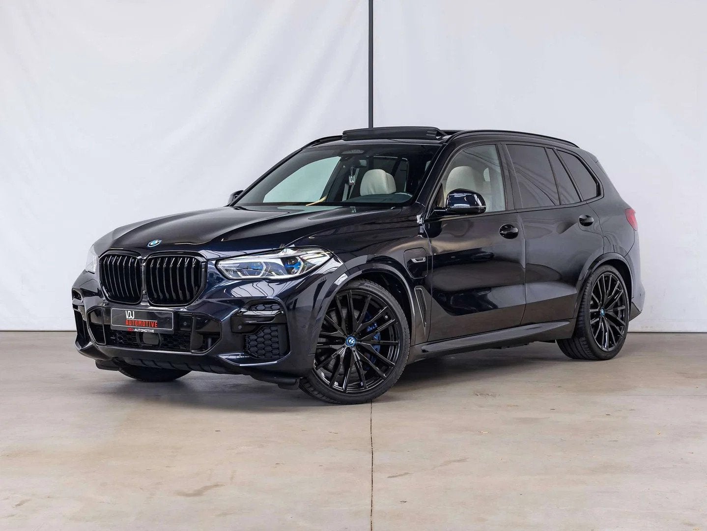 BMW X5 GARANTIE|M-SPORT|PHEV|X-DRIVE45e|PANO|360°|LASERLIGH, Auto's, Gebruikt, Blauw, Leder, Bedrijf