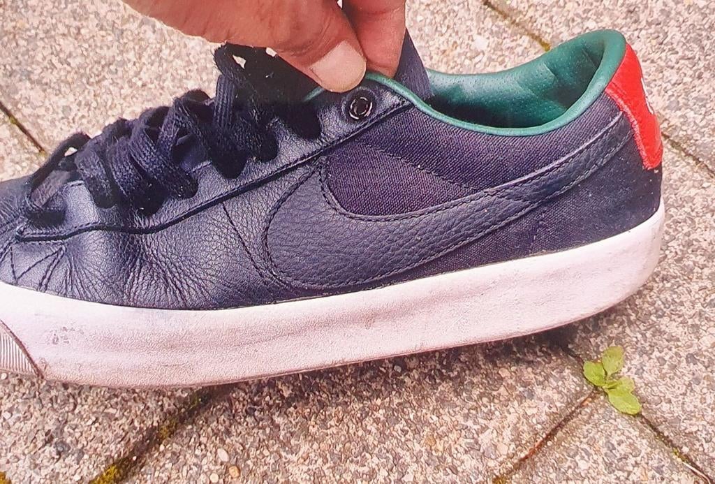 Schoenen Nike 44.5 in goede staat enkel afhalen geen koerier, Ophalen