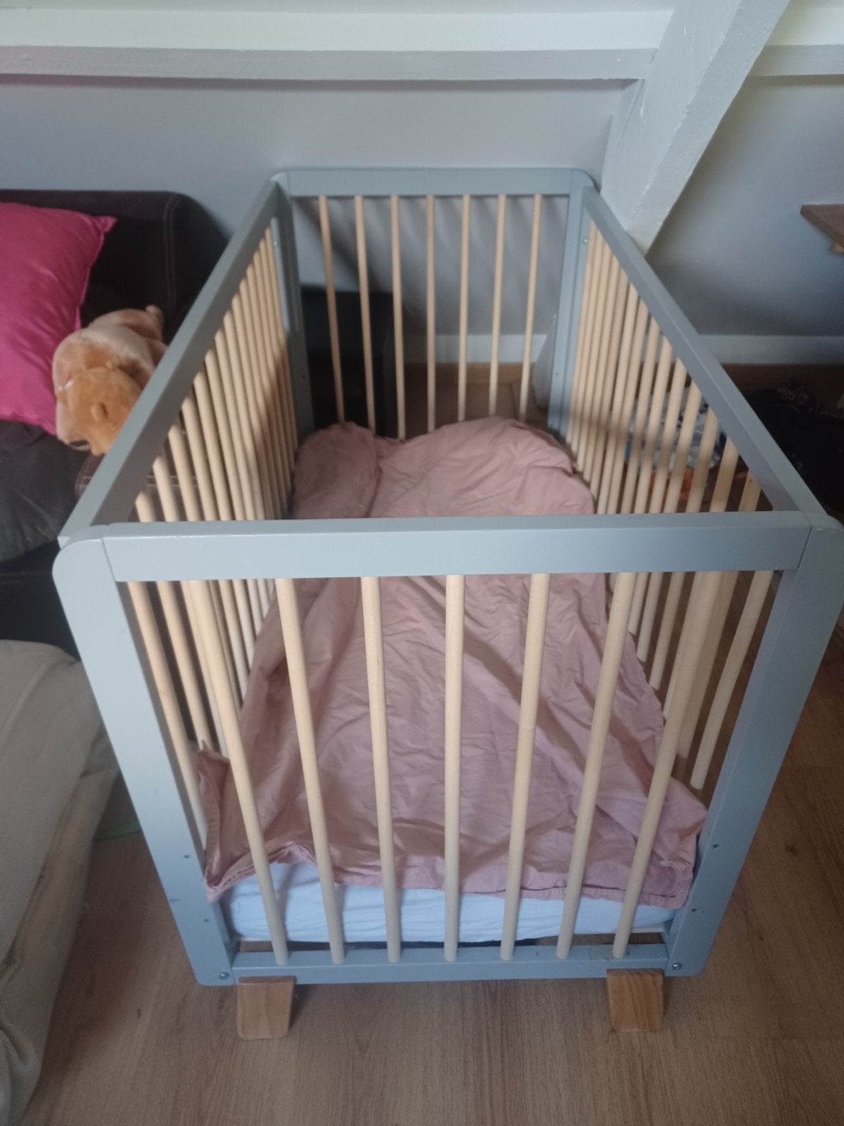 babybedje, Ophalen