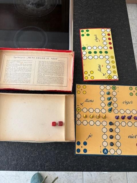 Mens erger je niet vintage, Hobby en Vrije tijd, Gezelschapsspellen | Bordspellen, Een of twee spelers, Ophalen of Verzenden, Gebruikt