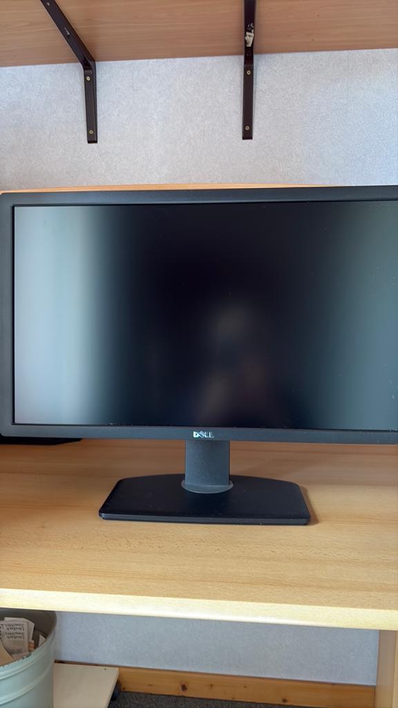 Dell 24 inch monitor, Computers en Software, Monitoren, Gebruikt, In hoogte verstelbaar, Ophalen, Gaming
