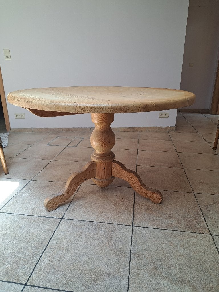 Table ronde, Maison & Meubles, Tables | Tables à manger, 100 à 150 cm, Quatre personnes, Rond, Enlèvement