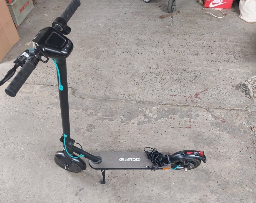 Elektrische step Guardo , zo goed als nieuw., Vélos & Vélomoteurs, Enlèvement ou Envoi, Comme neuf, Step électrique (E-scooter)