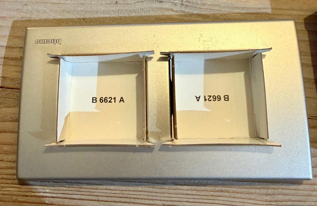 BTicino LivingLight B6621A 2x2 Horizontaal – en andere nieuw, Ophalen of Verzenden, Nieuw, Overige merken, Schakelaar