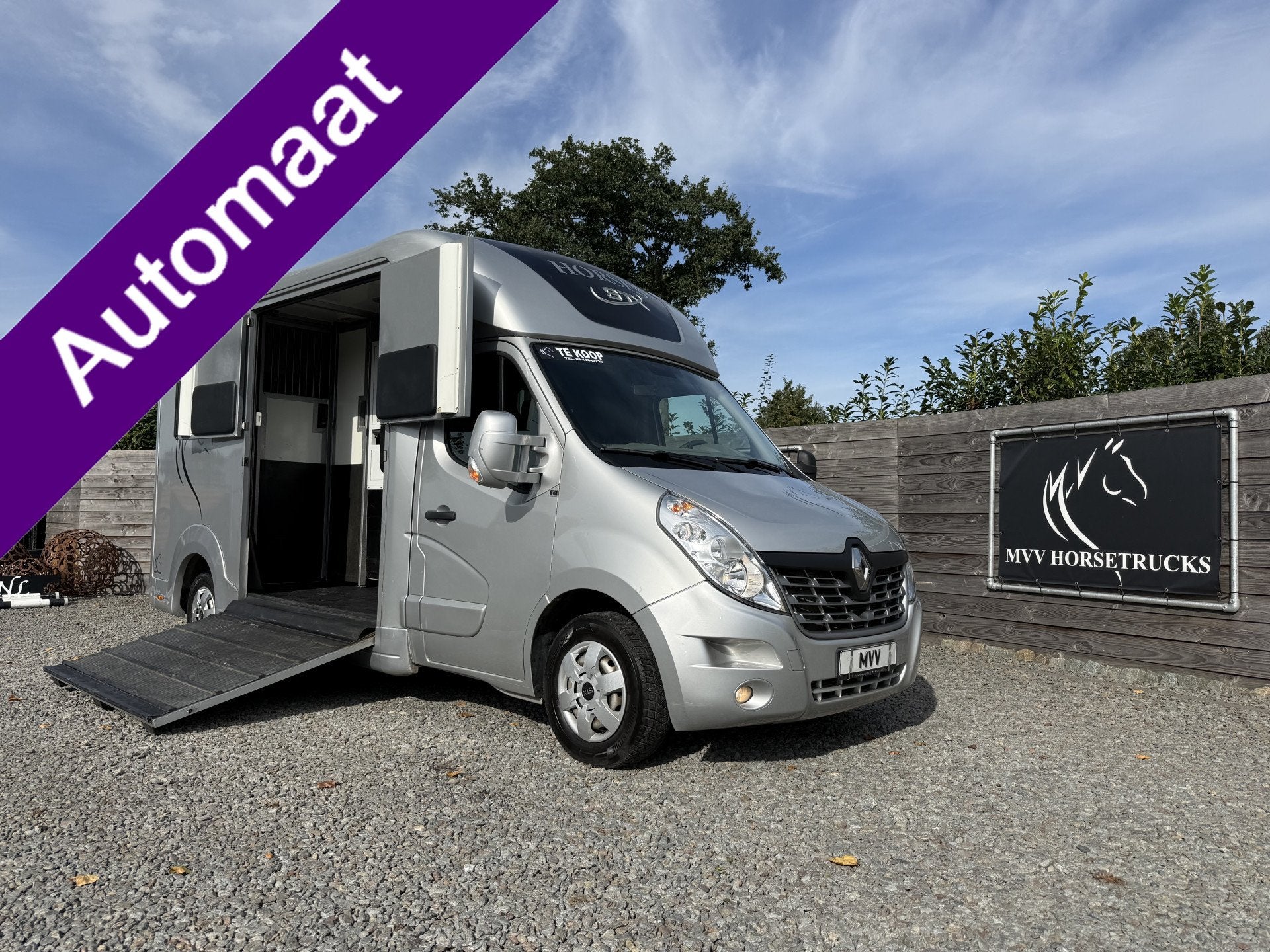Renault Master | HORSETRUCK | STX | STALLION 3XL | 2015 | HE, Dieren en Toebehoren, Weduwestraat 12
4884MV  WERNHOUT, NL, Paardenwagentje NL | MVV HORSETRUCKS