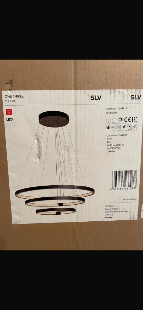 Design LED-kroonluchter — 3 ophangringen — zwart — elegant, Huis en Inrichting, Ophalen, Zo goed als nieuw, Design moderne, Metaal