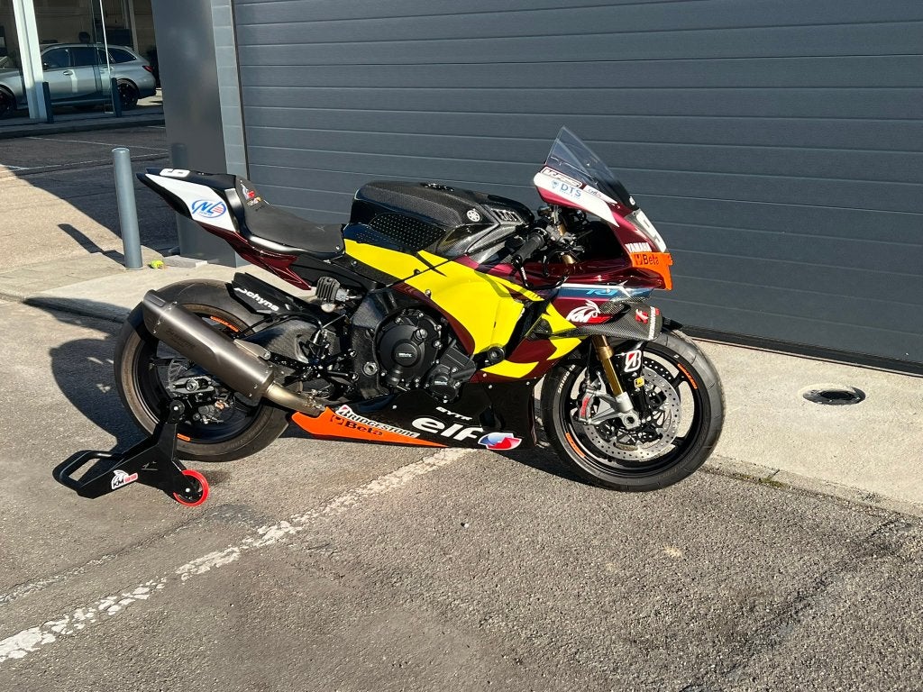 Yamaha R1, Entreprise, Amortisseurs réglables électroniquement, Plus de 35 kW, Super Sport