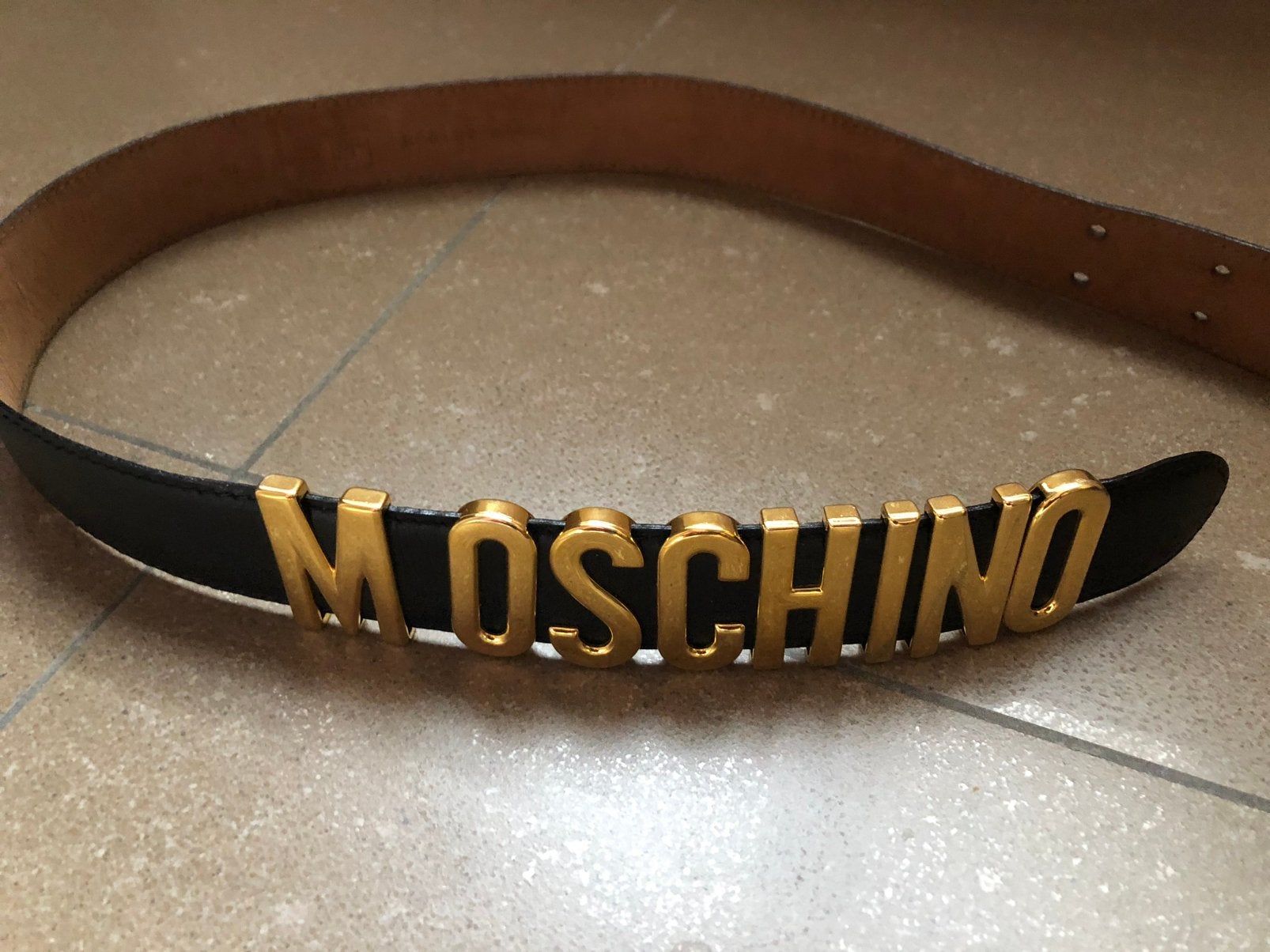 Lederen riem Moschino maat smal, Cuir véritable, Comme neuf, Enlèvement, Noir