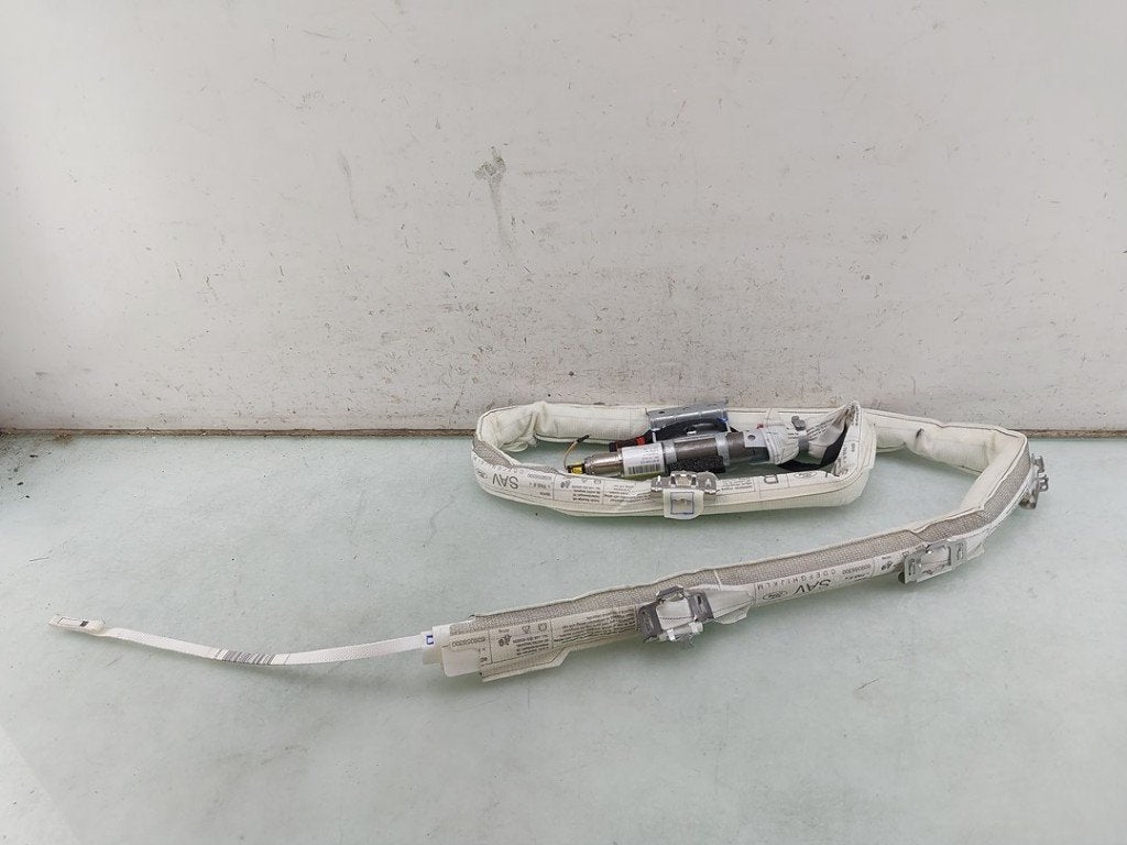 AIRBAG TOIT DROIT Ford S-Max (GBW) (|1545834|6M2114K159CG|), Henry-Ford-Straße  1
50735  Köln, DE, Ford-Werke GmbH, Kunden@ford.com