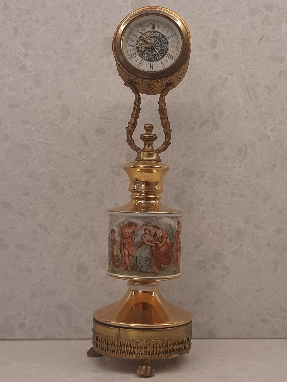 Horloge de table vintage, Enlèvement