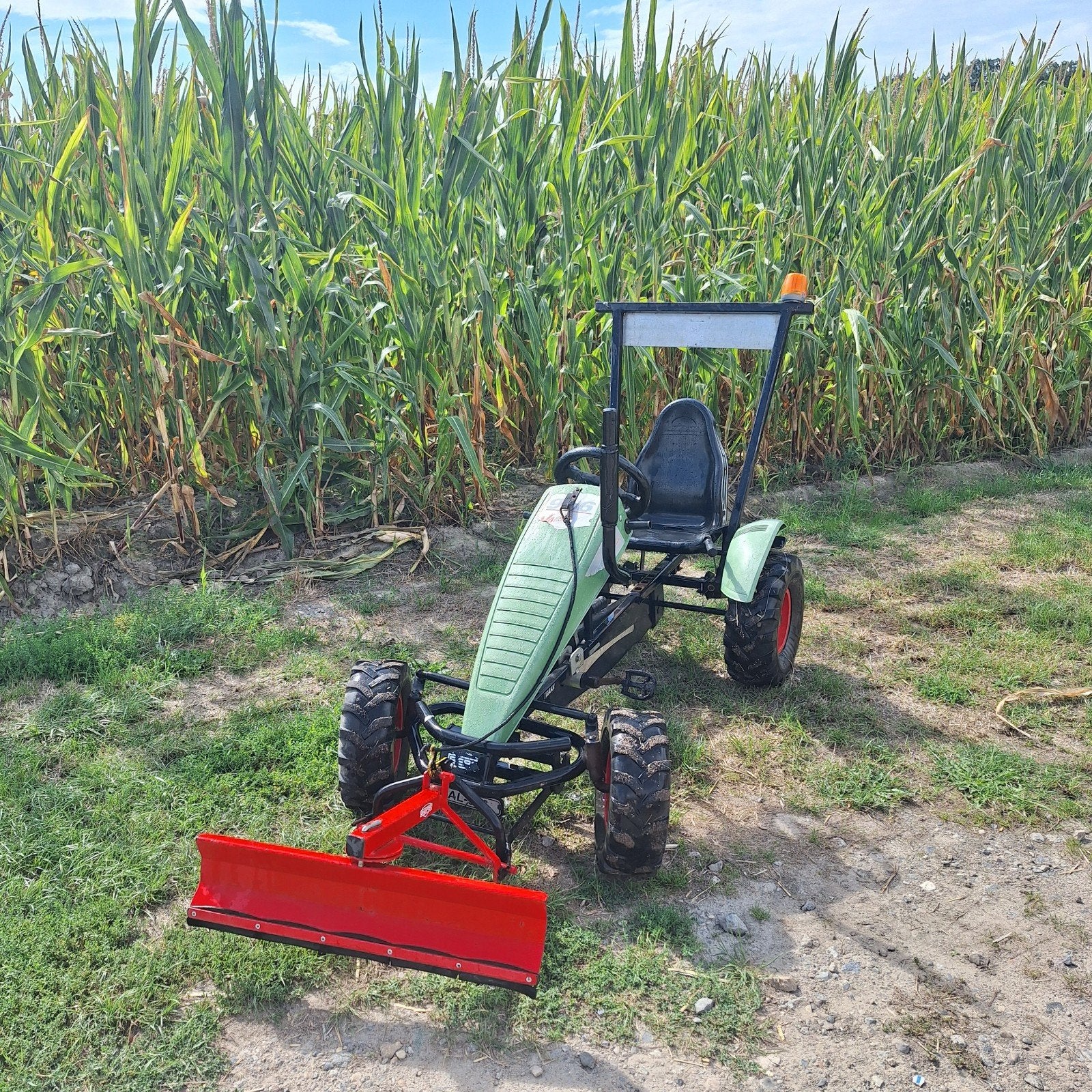 groene go-kart met sneeuwschuif, Enlèvement, Utilisé