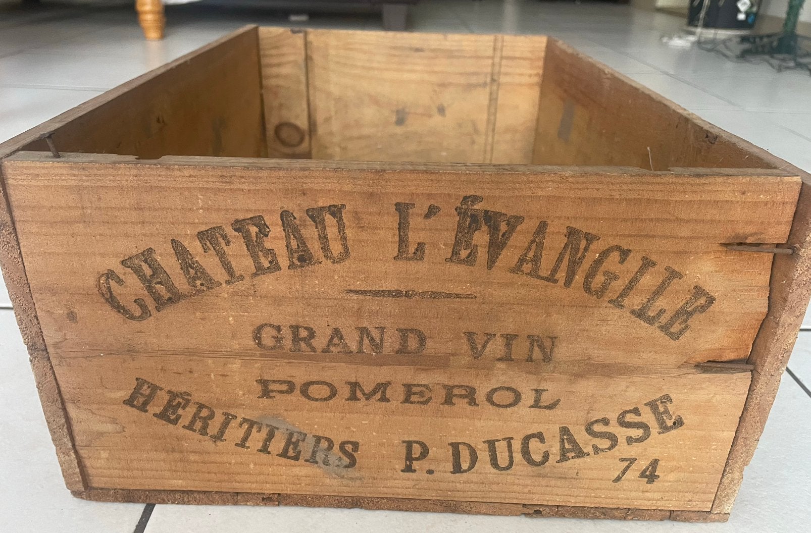 Boîte à vin originale en bois 'Château L'Évangile 1974', Enlèvement ou Envoi, Comme neuf