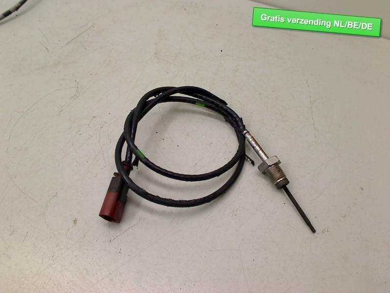 CAPTEUR TEMPERATURE ECHAPPEMENT Passat (3G2) (04L906088DB), Volkswagen, Volkswagen AG, Utilisé, Kundenbetreuung@volkswagen.de