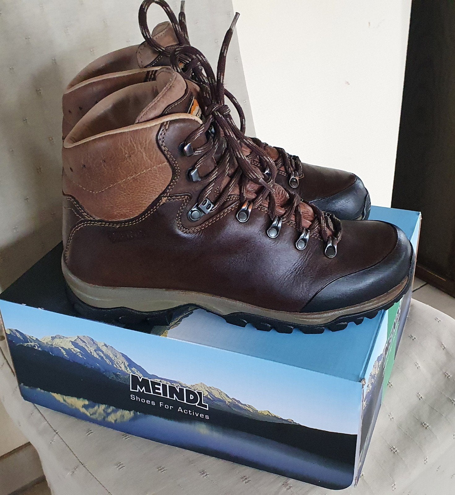 Chaussures de randonnée"Meindl"=TOPGTX+ + Vibranm:43, Enlèvement ou Envoi, Neuf, Chaussures