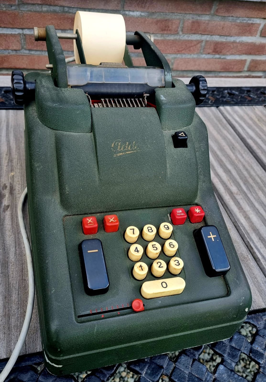 Vintage rekenmachine, Ophalen