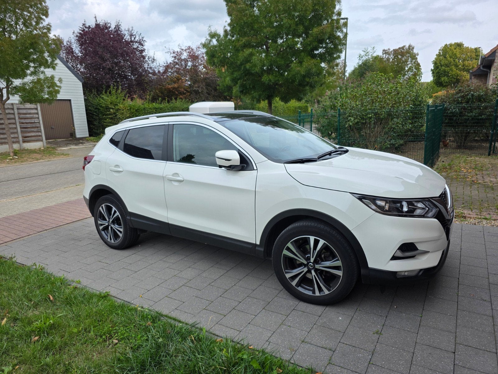 Nissan Qashqai, Auto's, Nissan, Automaat, Wit, Particulier, Dealer onderhouden