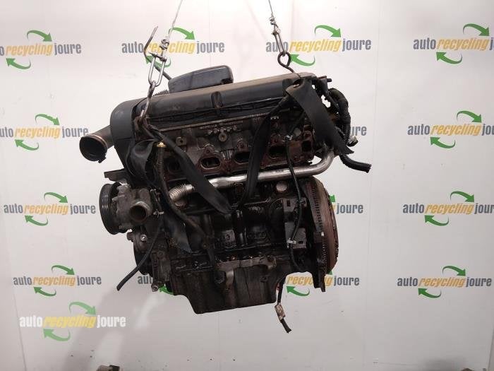 Motor van een Opel Zafira, Gebruikt, -, -, Opel