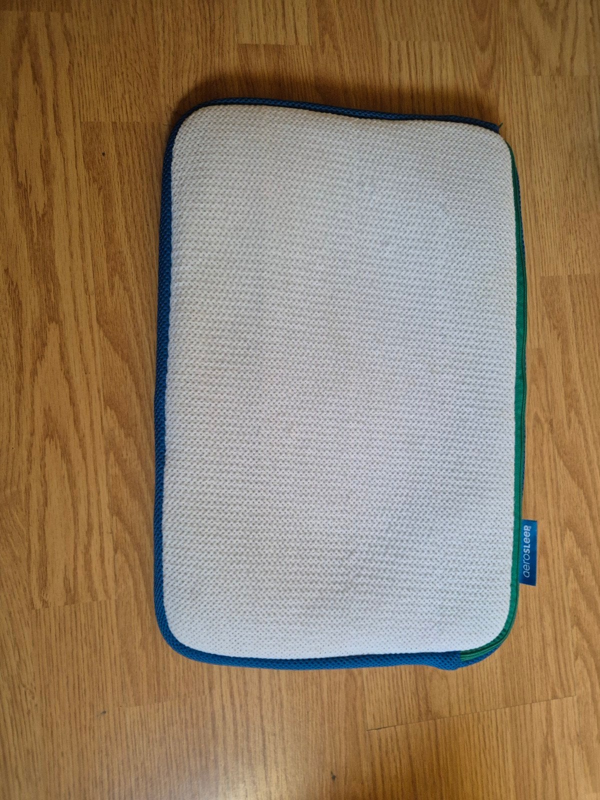 Aerosleep kussen met rits + 2 hoezen, Ophalen, Aerosleep, Kussen