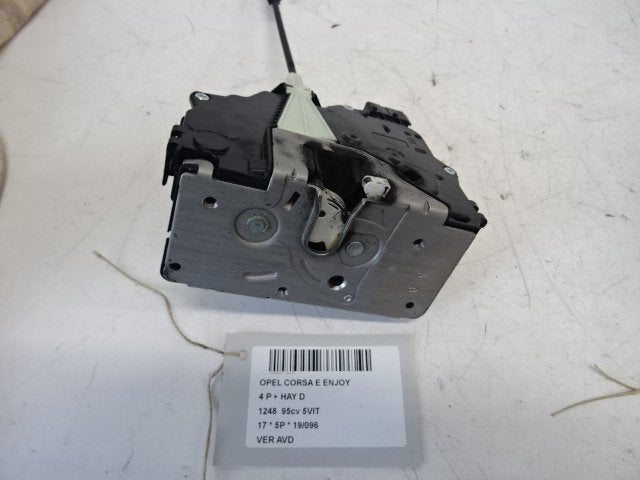SERRURE DE PORTE AVANT DROITE Opel Corsa E (13431840), Opel, Opel Automobile GmbH, Utilisé, Avant