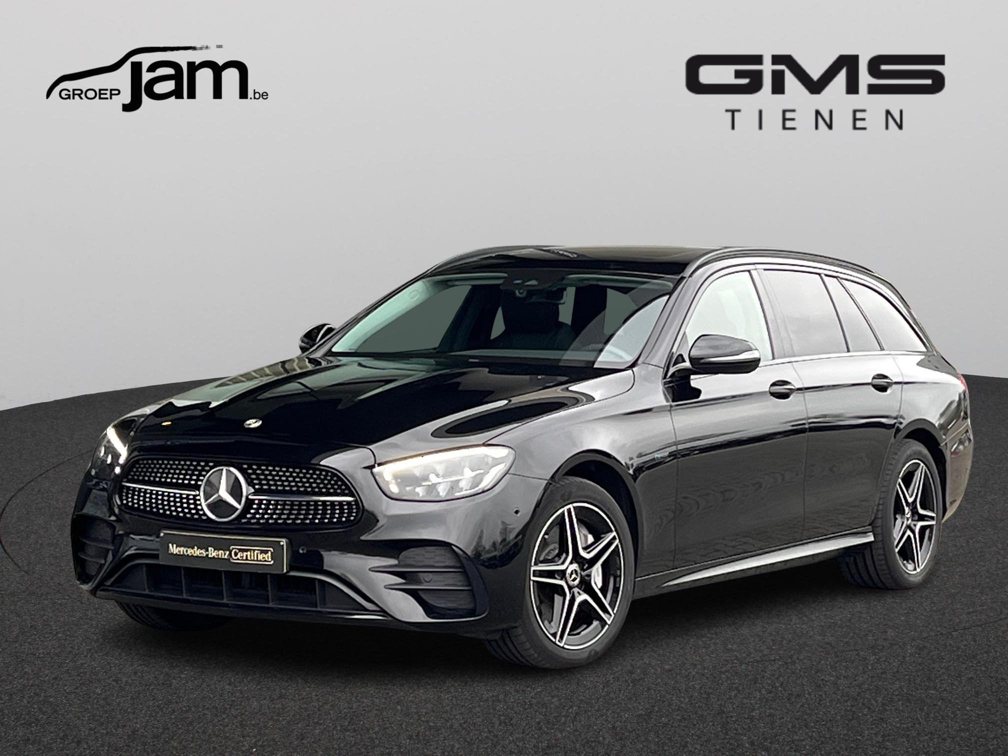 Mercedes-Benz E-Klasse Estate 300 e T AMG/Schuifdak, Autos, Entreprise, Hybride rechargeable, Noir, 5 portes