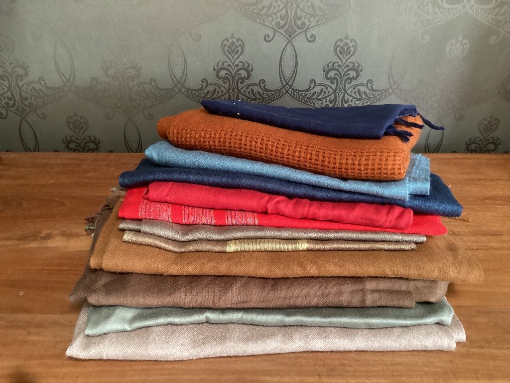 Sjaals / pashmina's, Ophalen of Verzenden, Zo goed als nieuw, Sjaal