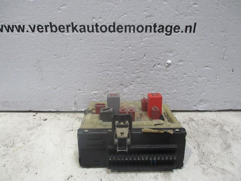 BOITIER FUSIBLES Ford Escort 5 (AAL / ABL) (96AG1AA073DA), Utilisé, Ford