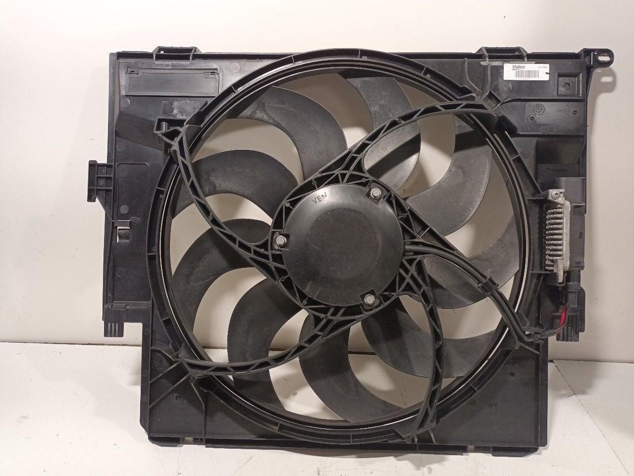 Koelventilatormotor BMW 1 serie, Onderdelen@venauto.nl, Van der Ven Autorecycling B.V., Ettenseweg 76, 4706 PB Roosendaal, The Netherlands