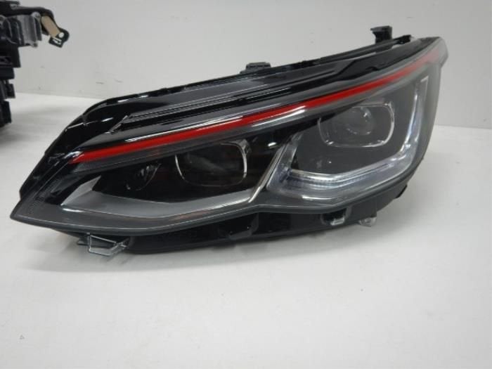 VW Golf 8 GTI Koplamp IQ LED Koplamp Links L, Enlèvement ou Envoi, Utilisé