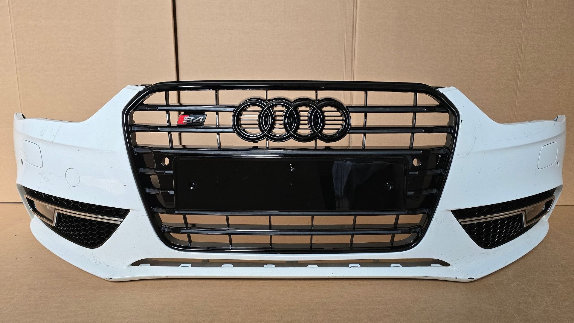 Voorbumper Audi A4 B8 8K Facelift KLS PDC Bumper bj.2012-, Auto-onderdelen, Gebruikt, -, Voor, Bumper