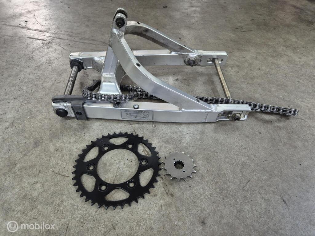 Aluminium achterbrug ketting tandwiel Supersport SS SSie, Motoren, Gebruikt, Factorystore.service@ducati.com, Ophalen of Verzenden