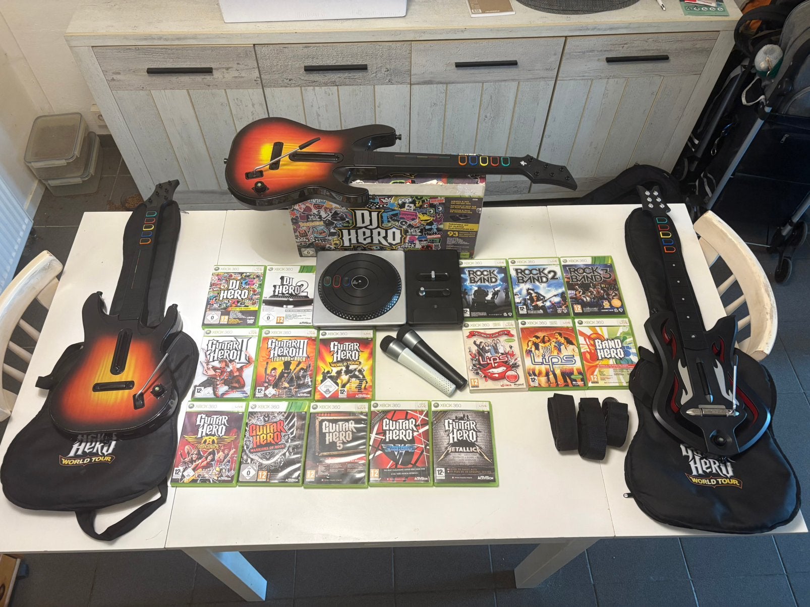 Guitar Hero, Dj Hero, Rockband, Lips et accessoires Spelset, Ophalen, Muziek, Gebruikt, 3 spelers of meer