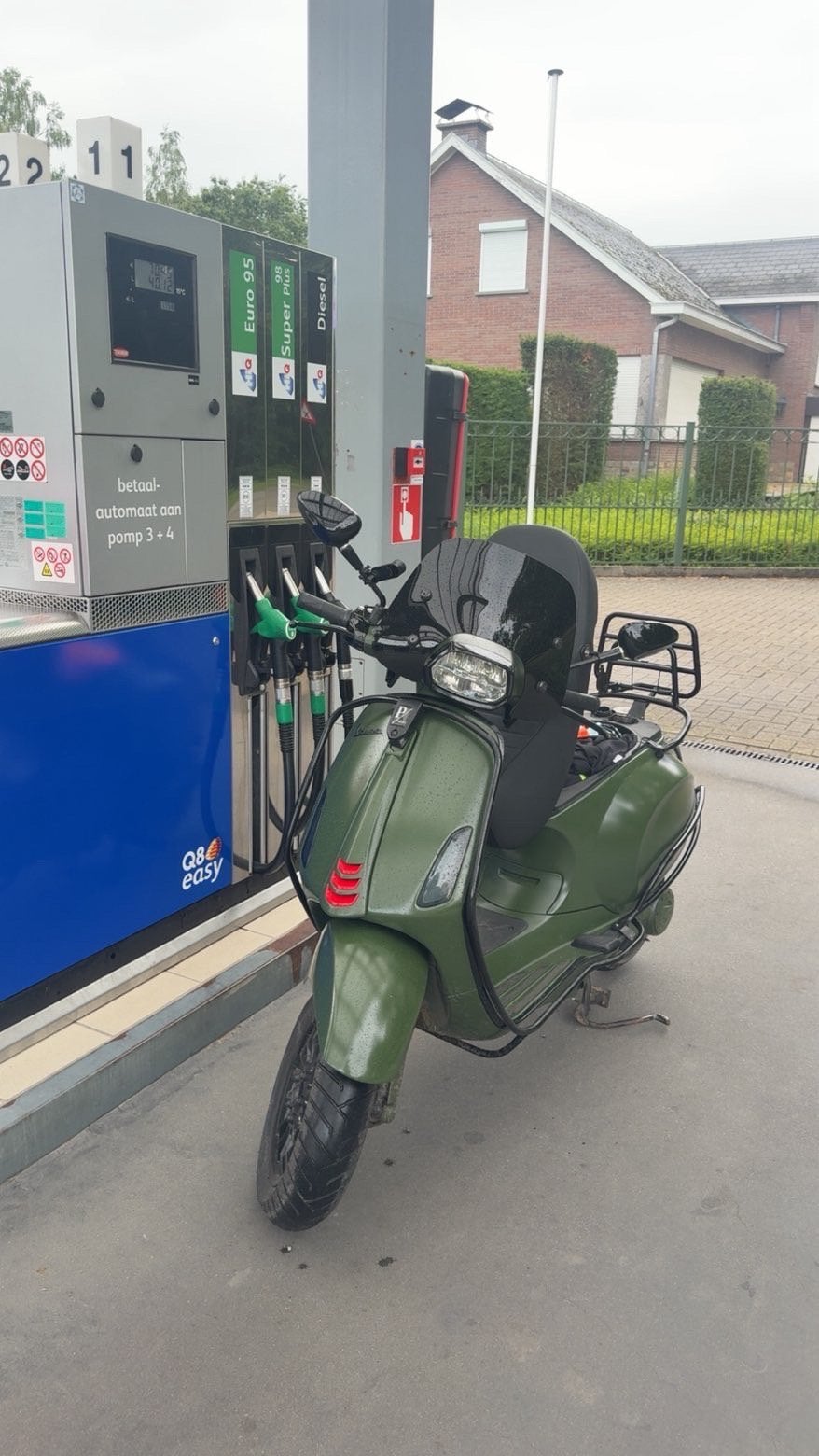 Vespa sprint 4takt iget 50cc b klasse. bieden of ruilen, Fietsen en Brommers, Ophalen, Zo goed als nieuw