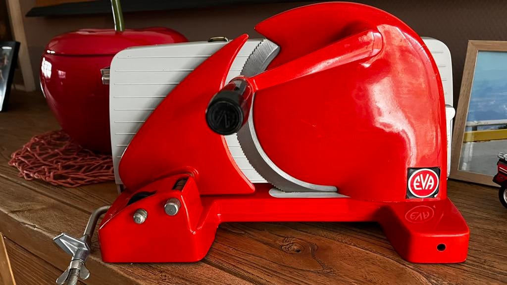Retro multifunctionele snijmachine, Ophalen