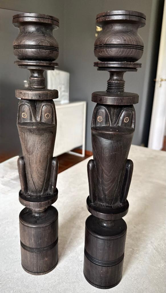 Paire de bougeoirs africains en ébène massif sculpté, Antiquités & Art, Enlèvement, Autres matériaux
