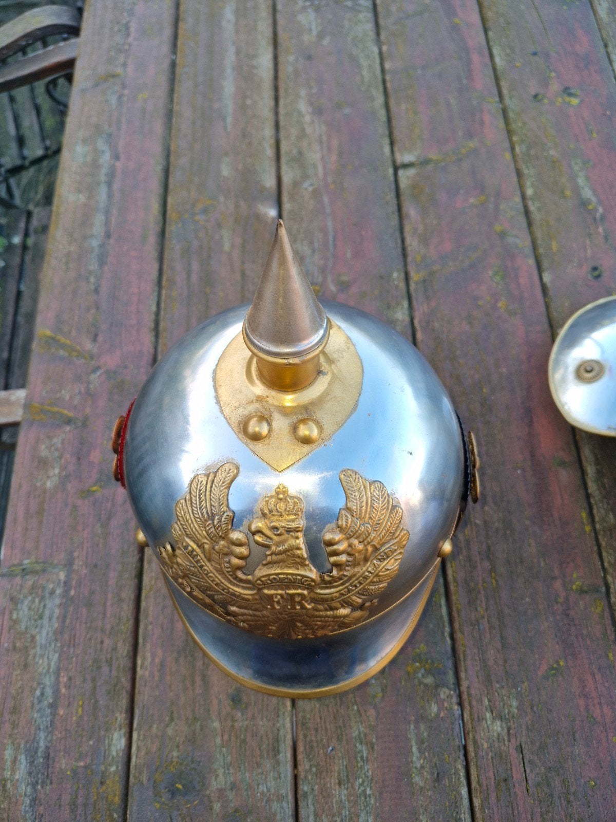 casque à pointe allemand acier cuivre, Enlèvement, Cuivre