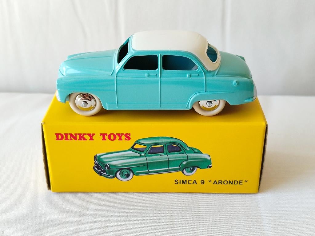 Dinky Atlas _ SIMCA 9 Aronde _ ref. 24U / bi-tons bleus, Hobby & Loisirs créatifs, Enlèvement ou Envoi, Comme neuf, Voiture, Dinky Toys
