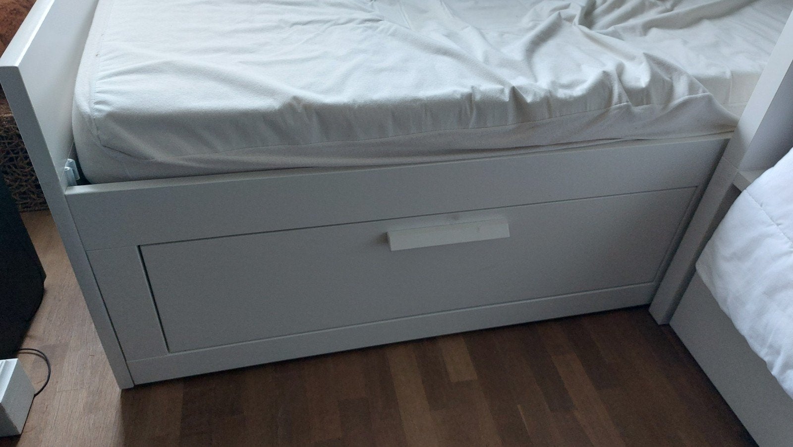 Ikea bed, Enlèvement