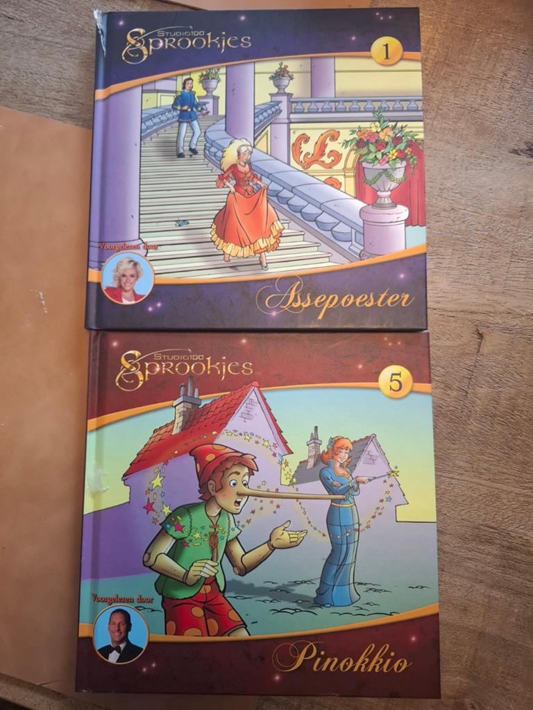 2 luisterboeken : studio 100 sprookjes, Ophalen of Verzenden