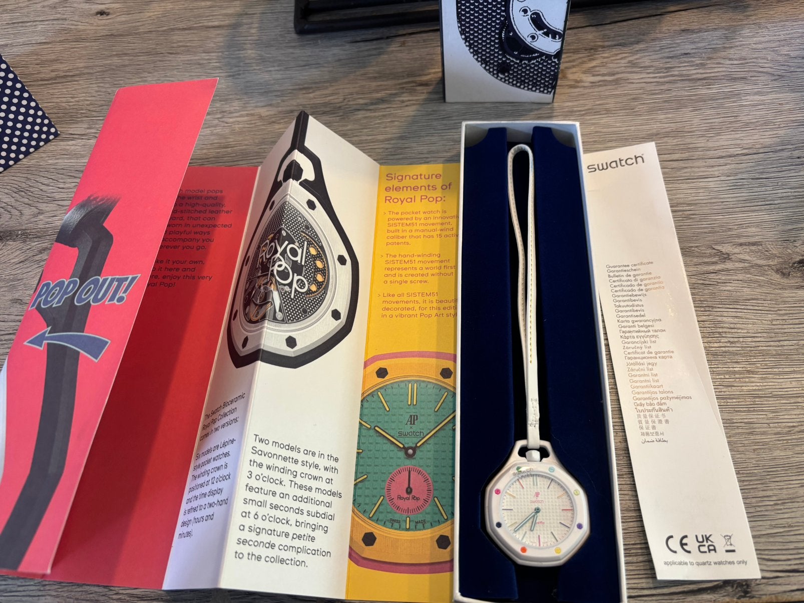 Swatch x Audemars Piguet – GREEN EIGHT, Bijoux, Sacs & Beauté, Enlèvement ou Envoi, Montre-bracelet, Autres marques