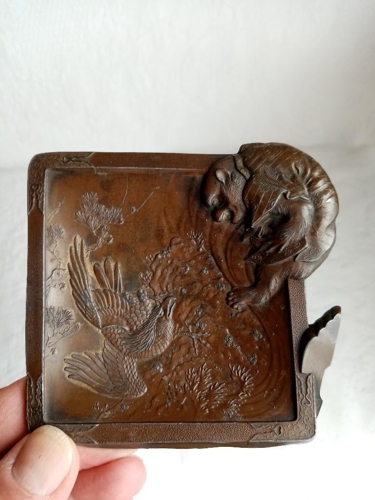 Vide poche déco japonais en bronze 1912/26, Antiquités & Art, Enlèvement ou Envoi, Bronze
