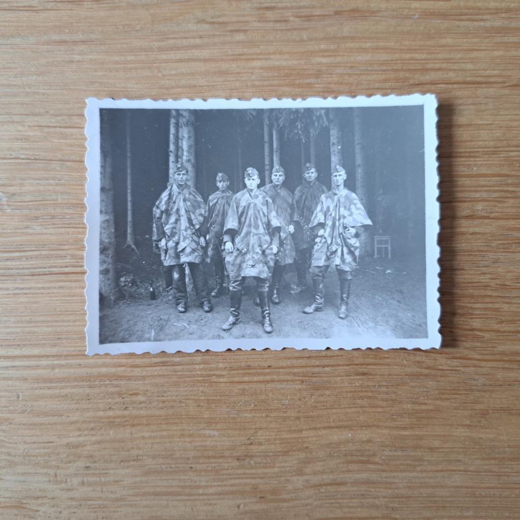 Originele WO2 soldatenfoto camouflagekleding, Ophalen of Verzenden, Foto