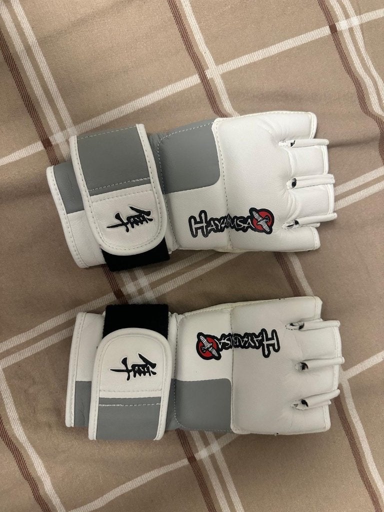 MMA wedstrijd handschoenen maat L, Sports & Fitness, Sports de combat & Self-défense, Neuf, Enlèvement, Taille L, Équipement d'arts martiaux